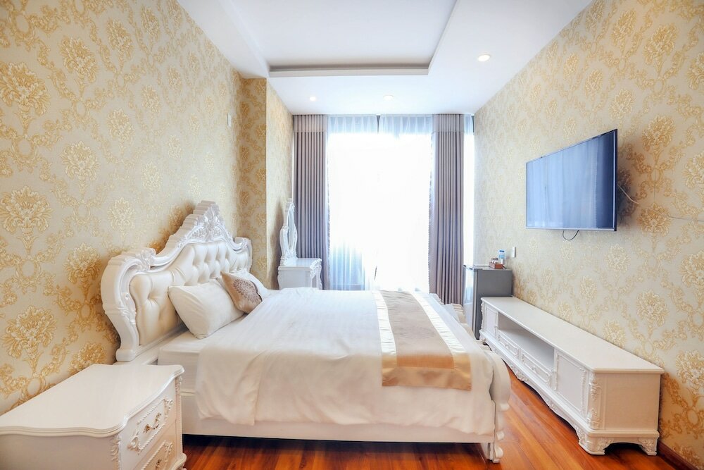 Фото Ttr Vincent Hotel