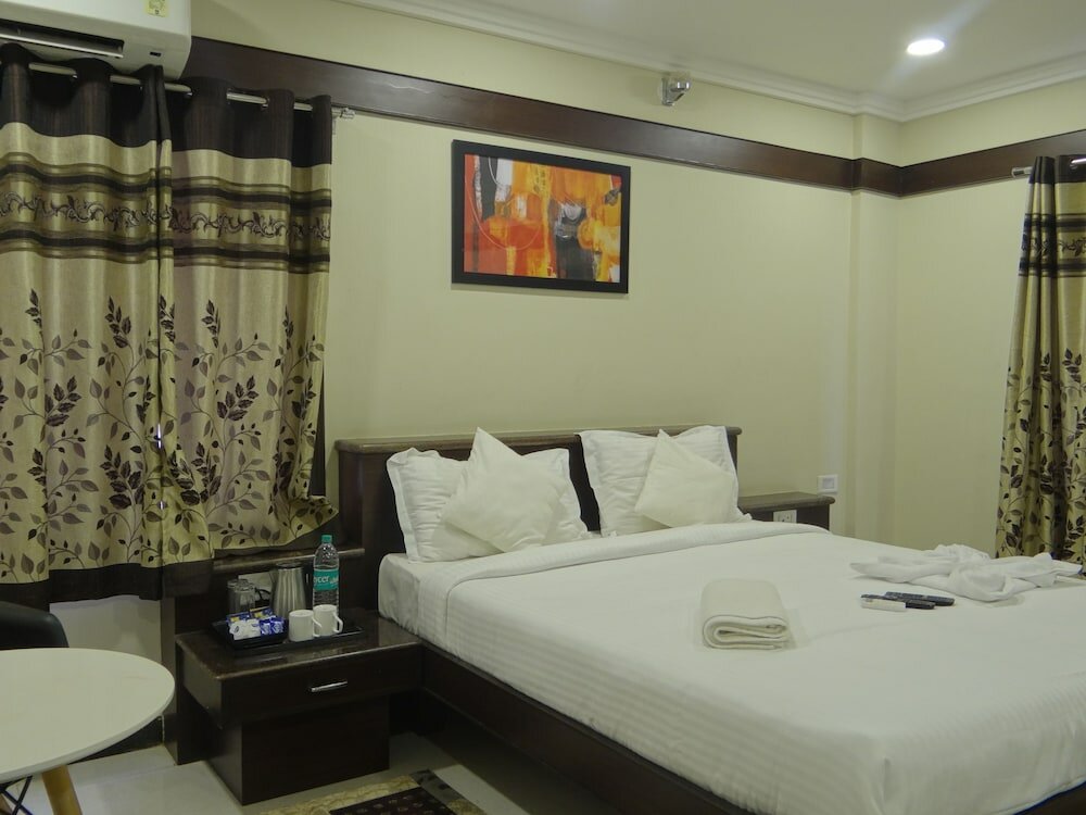 Фото Jade Blue Suites