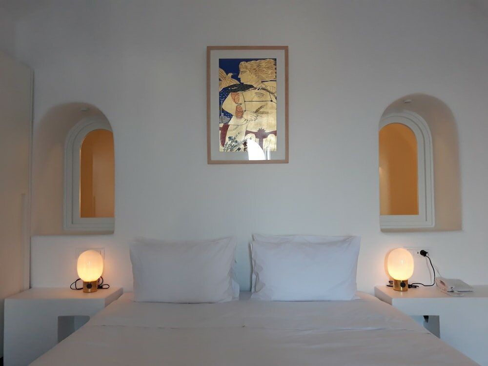 Фото Chelidonia Luxury Suites - Adults Only