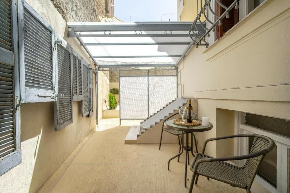 Фото Karma of Athens