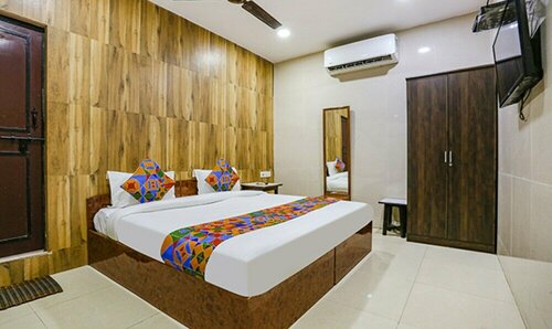 Гостиница Fabhotel Maharoopa в Канпуре