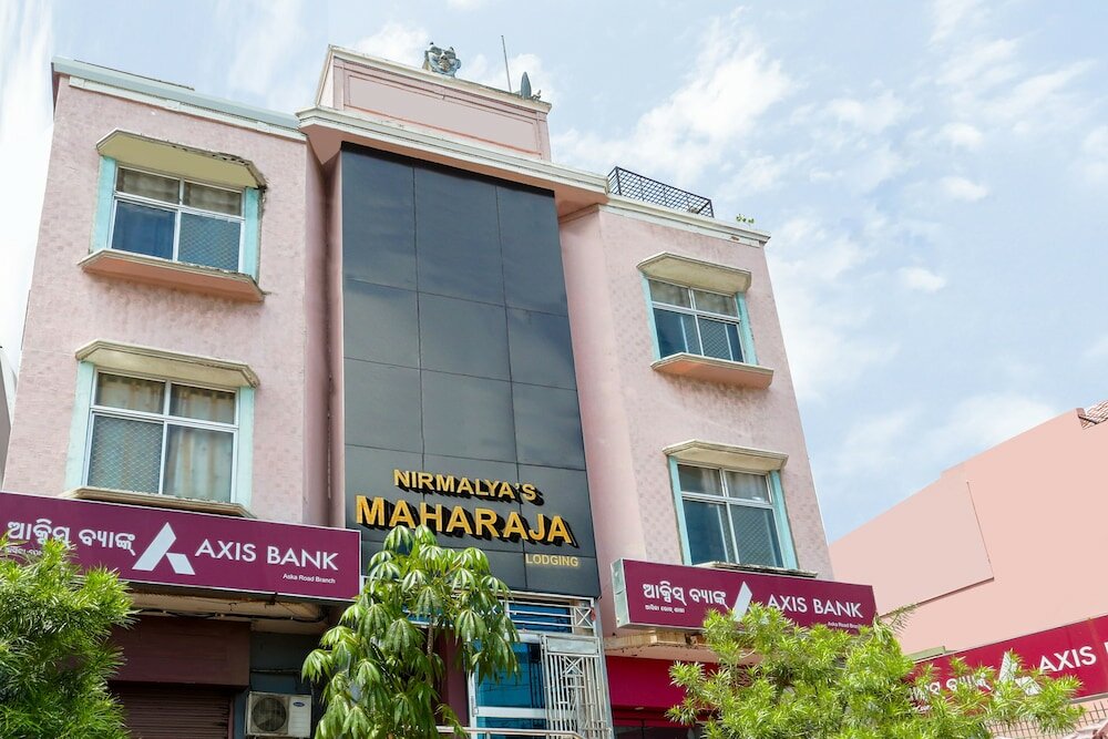 Фото отеля 1