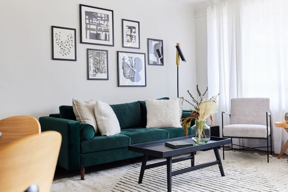 Фото The London Escape - Modish 1bdr Flat