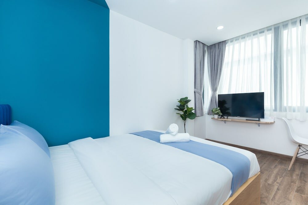 Фото Cozrum Homes Charming Corner 2