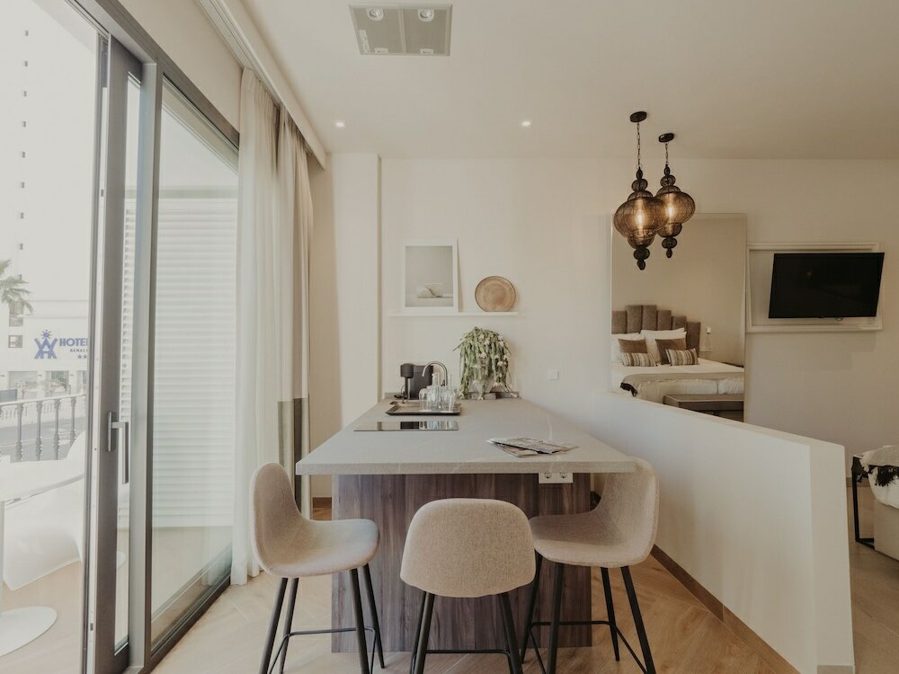 Фото Comfy Studios