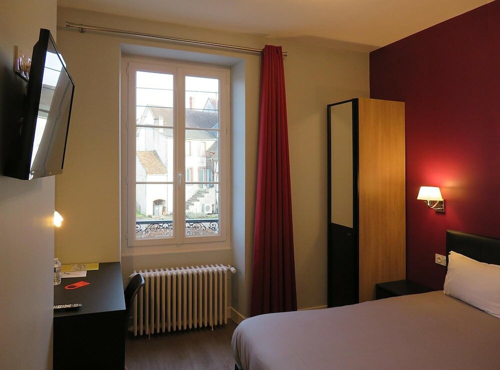 Фото Hôtel Le Dormeux