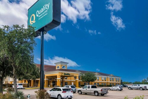 Гостиница Quality Inn & Suites - Granbury