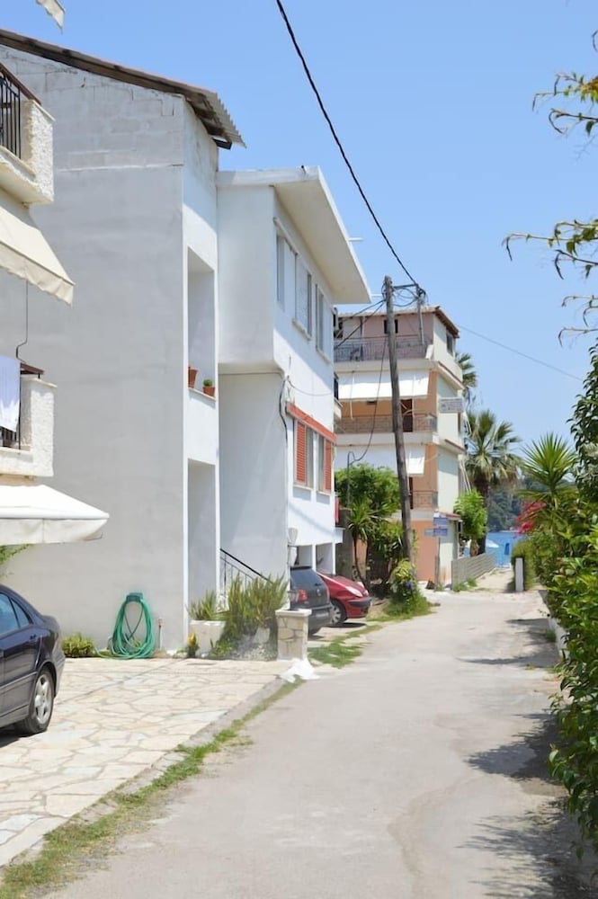 Фото The Beach House