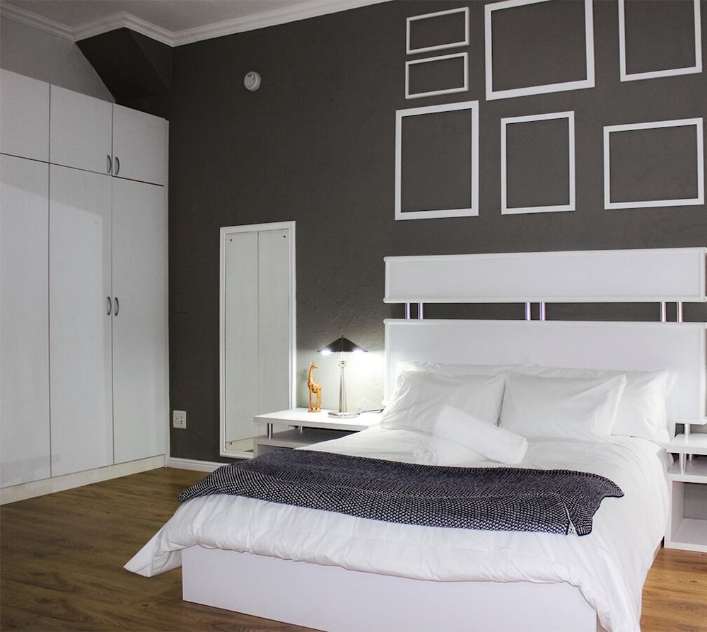 Фото The Magic Manor