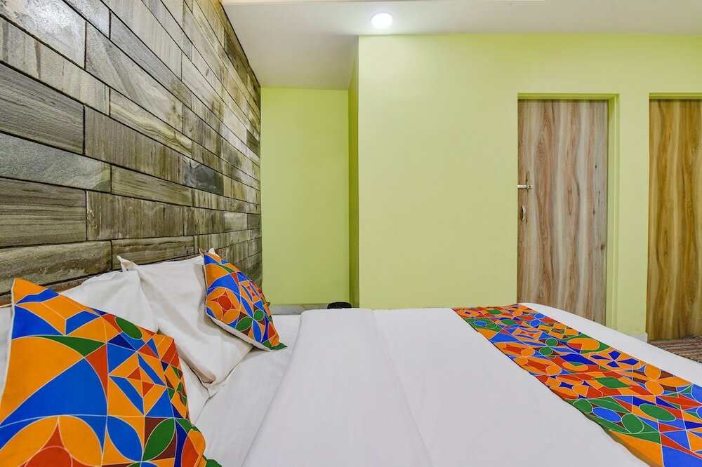 Фото Fabexpress Rani Bagh