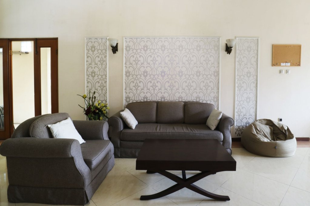 Фото Maharani Guesthouse Tebet Syariah