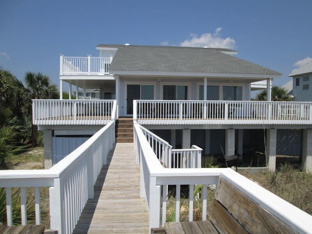 Фото 446 Tarpon Blvd