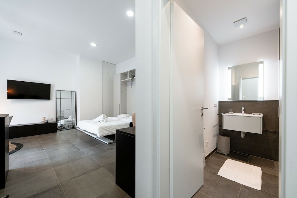 Фото Stylish Designer Studio in Bonnevoie