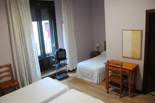 Фото Hostal San Martin