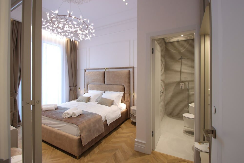 Фото The Crown Boutique Hotel & SPA