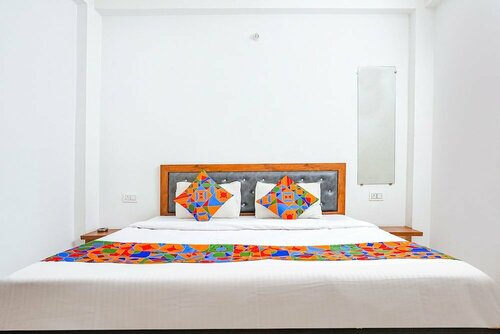 Гостиница Fabexpress Gulmohar Grande