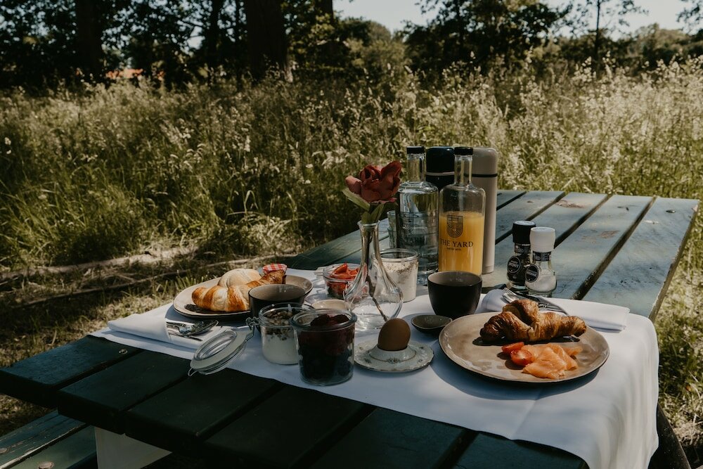 Фото Hotel The Yard