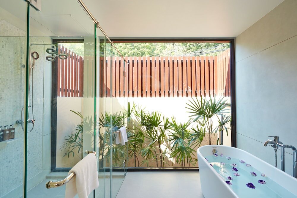 Фото Bandara Pool Villas Phuket