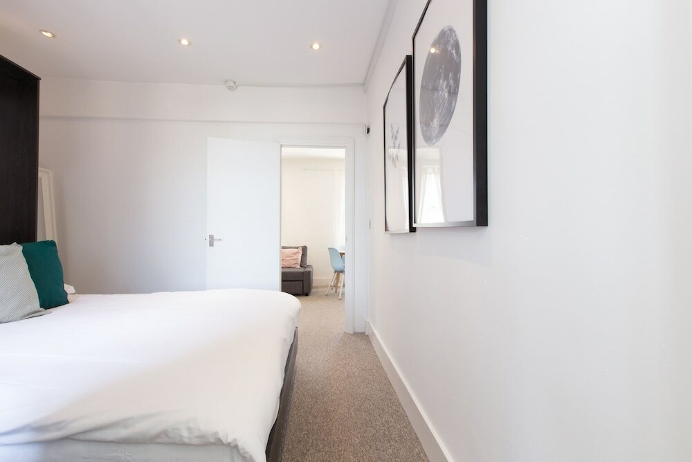 Фото Bayswater Apartments by Allô Housing