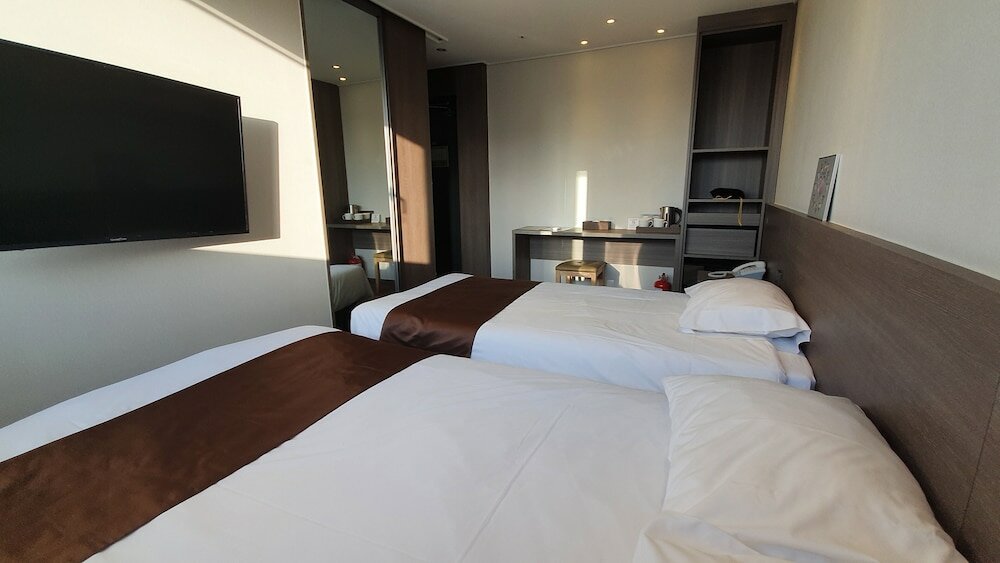 Фото Grandmillions Hotel