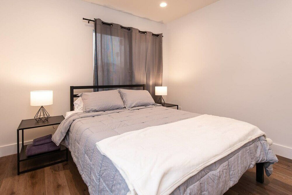 Фото Newly Remodeled 3 Bdr House Near Dodgers Stadium