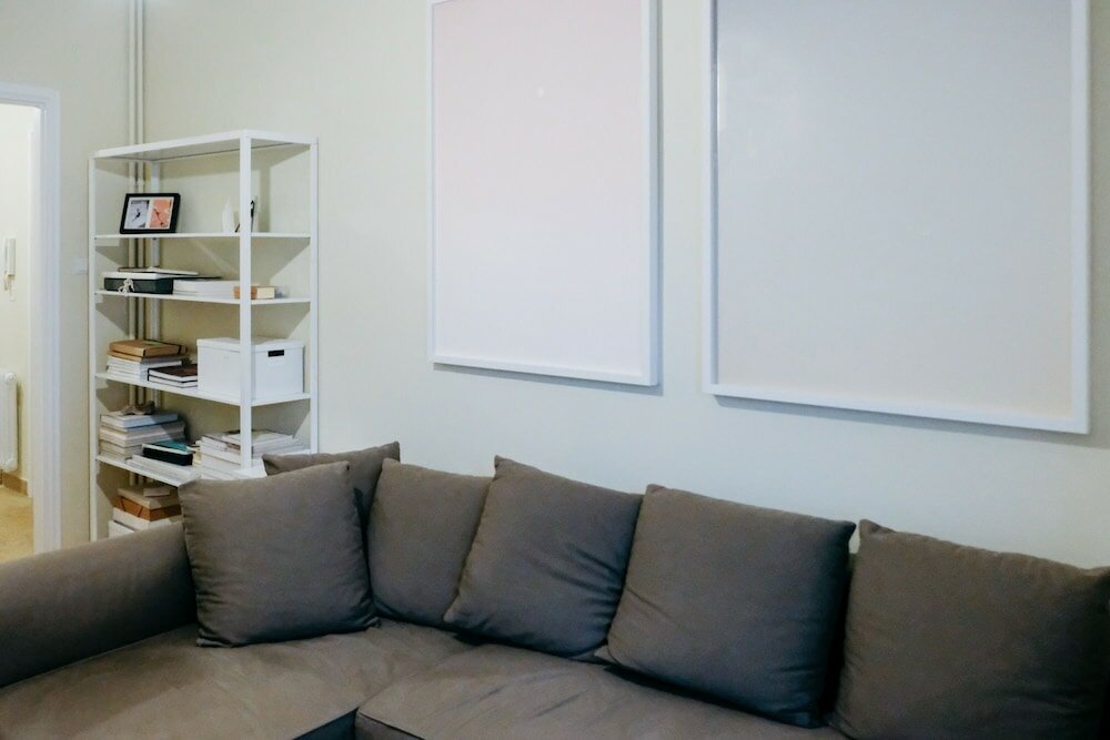 Фото Newly Renovated Athenian Apt