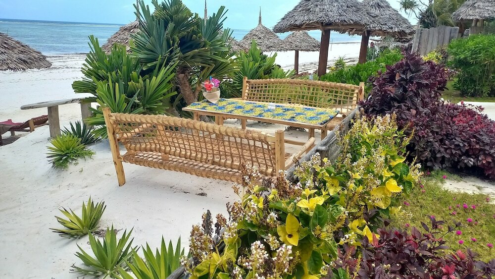 Фото Отель Ahg Sun Bay Mlilile Beach