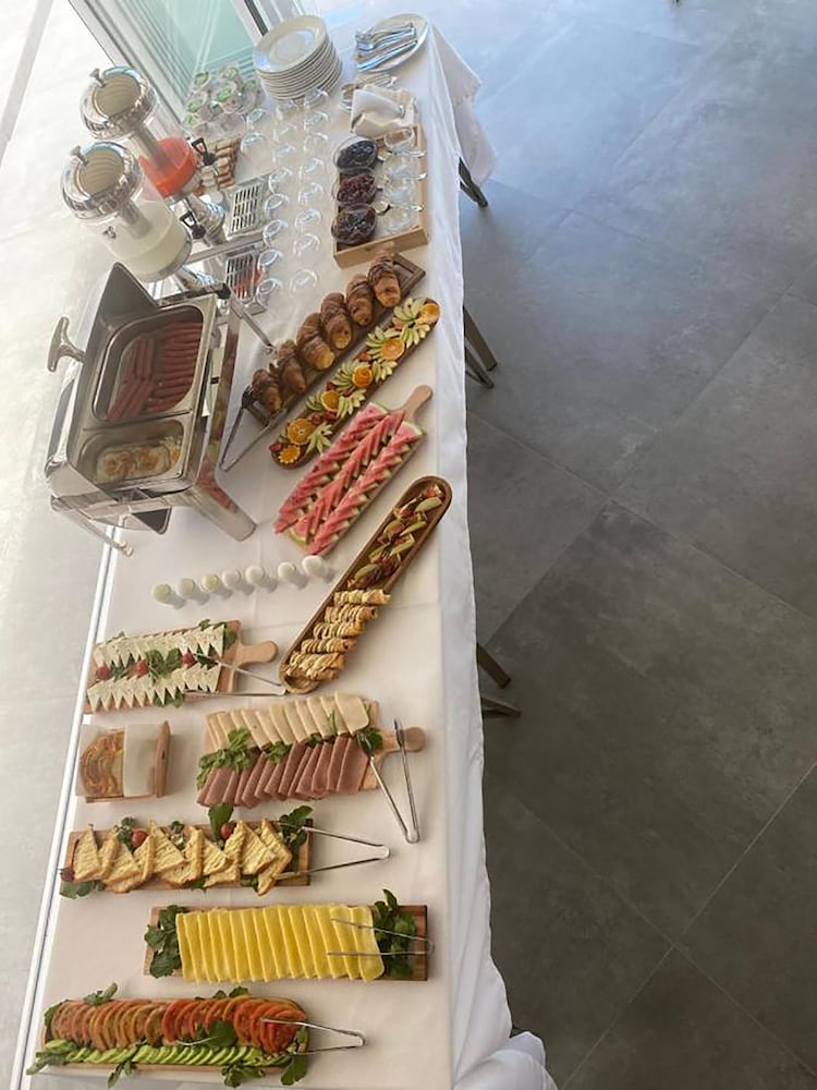 Фото Blue Water Hotel