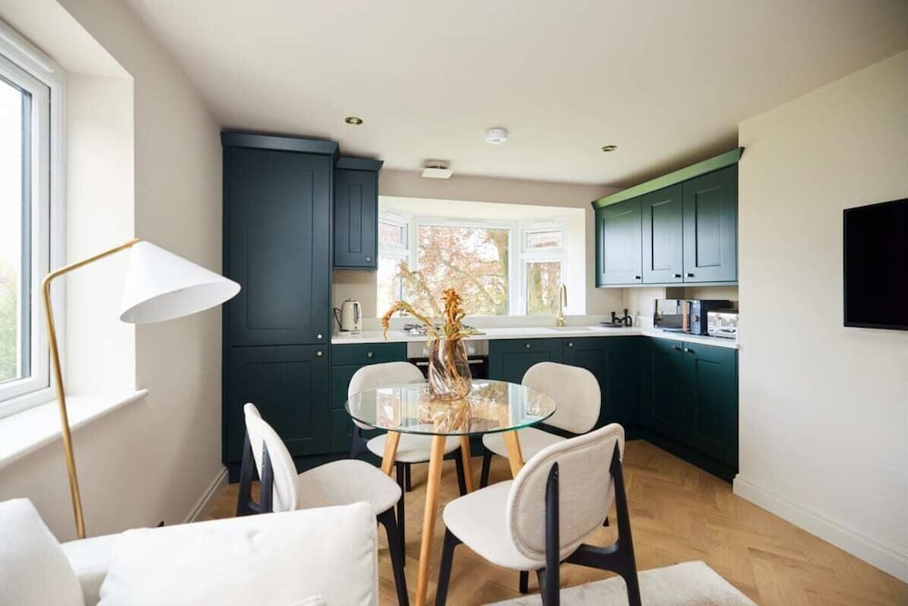 Фото The Wandsworth Loft - Entrancing 2bdr Flat With Garden