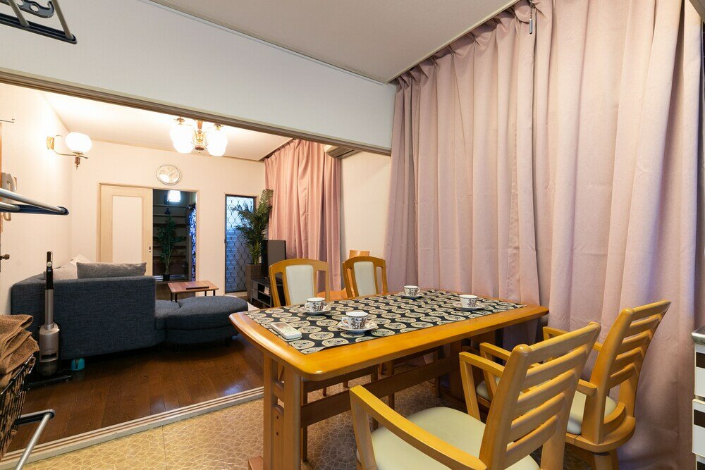 Фото Shinjuku Japanese-style two storey house