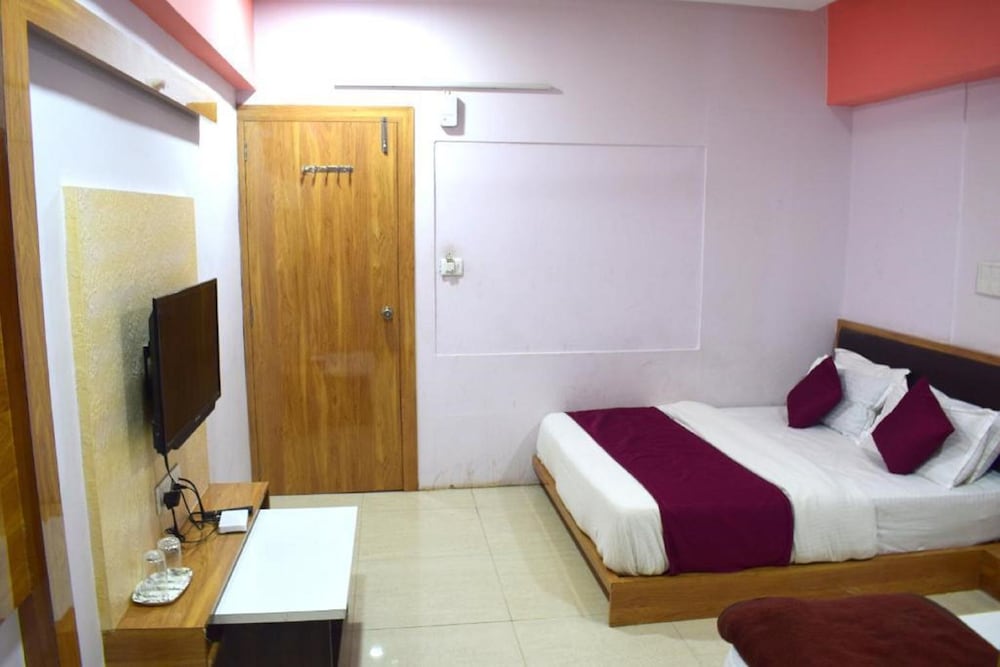 Фото Hotel Motera Inn