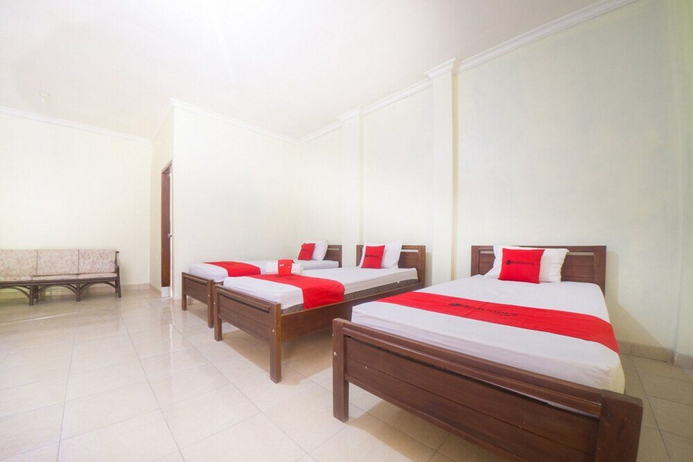 Фото RedDoorz near Nusa Cendana University