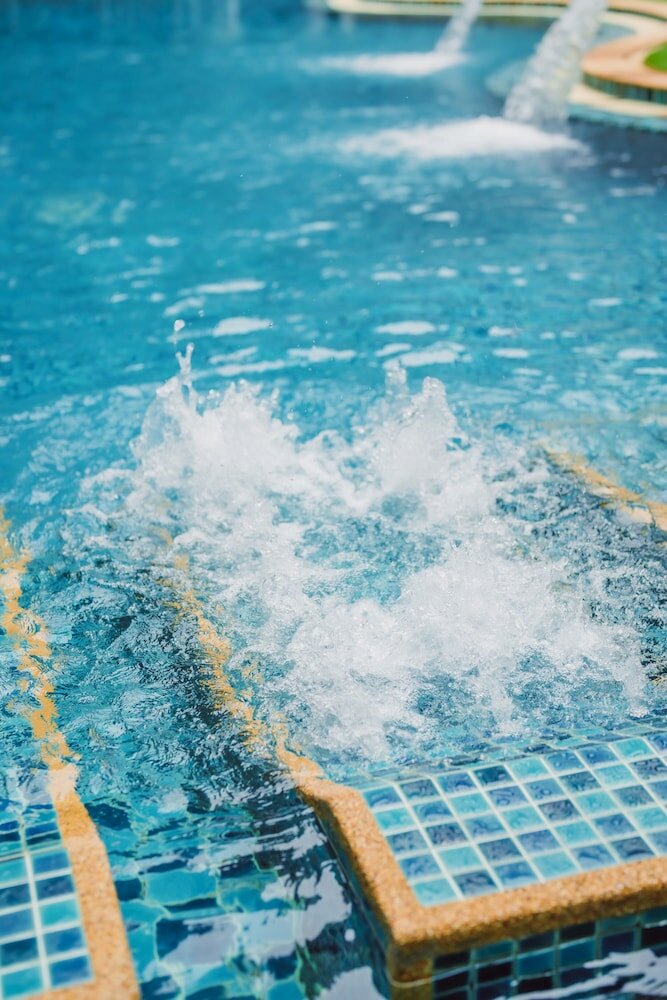 Фото Elite Suites Hotel Patong