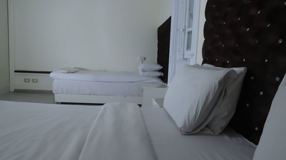 Фото Palace Court