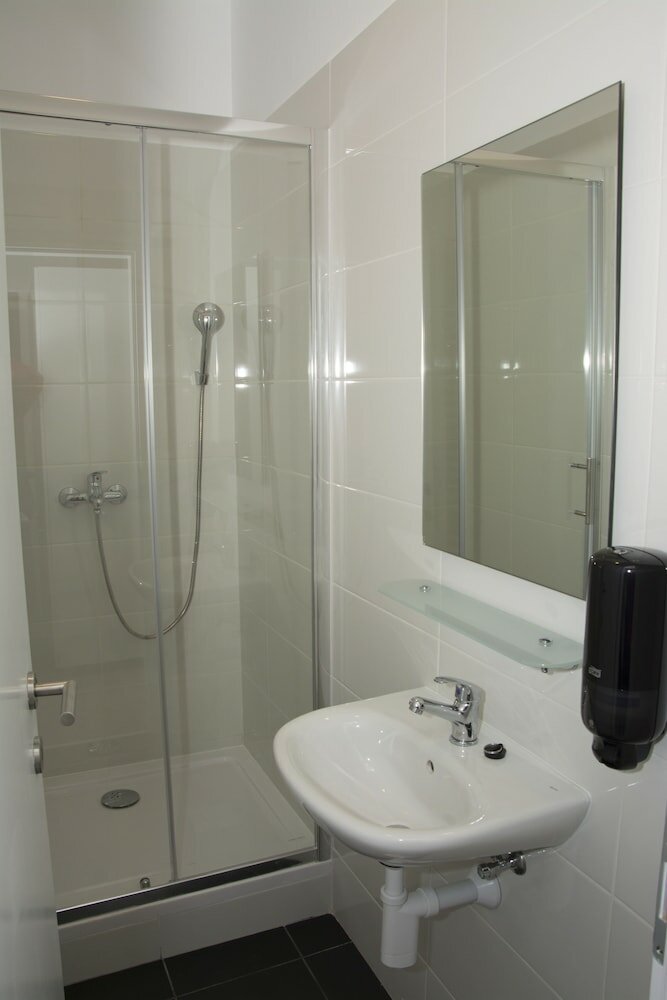 Фото Hostel 101 Dalmatinac Vukovar