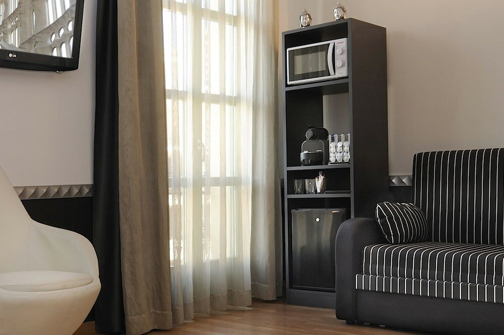 Фото Apart-Suites Hostemplo