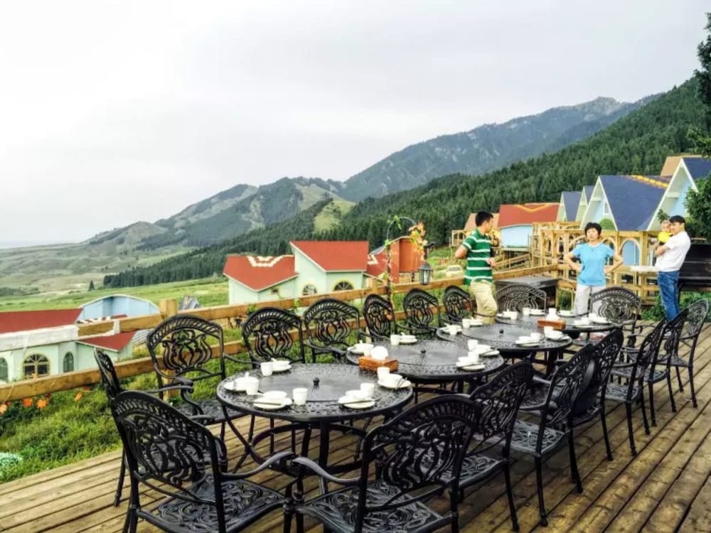 Фото Urumchi Nanshan Scenery Retreats