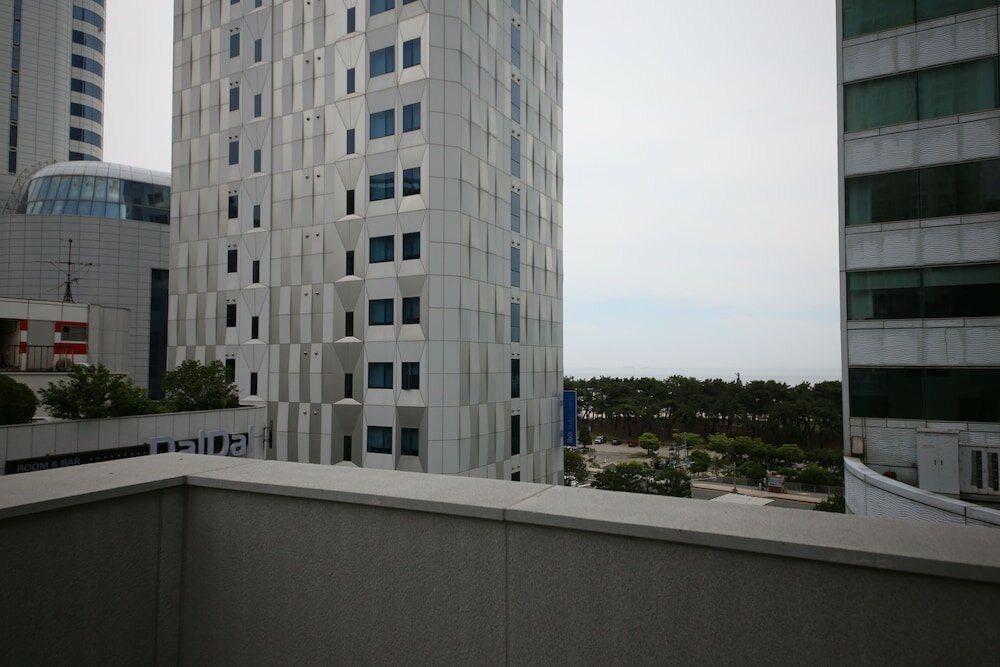 Фото Haeundae Thevan Hotel