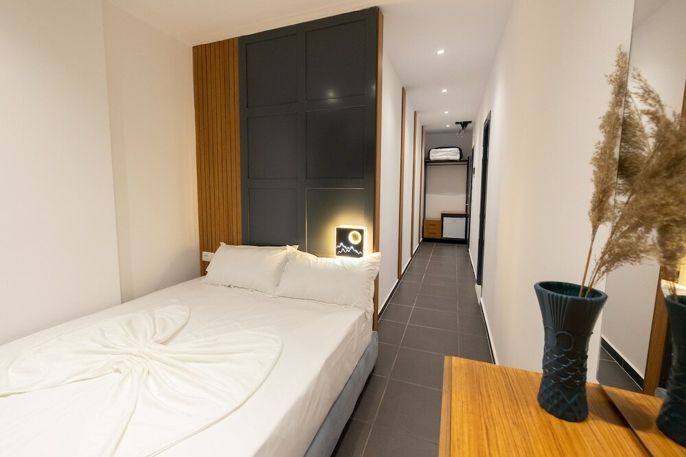 Фото Aglon Twin's Hotel