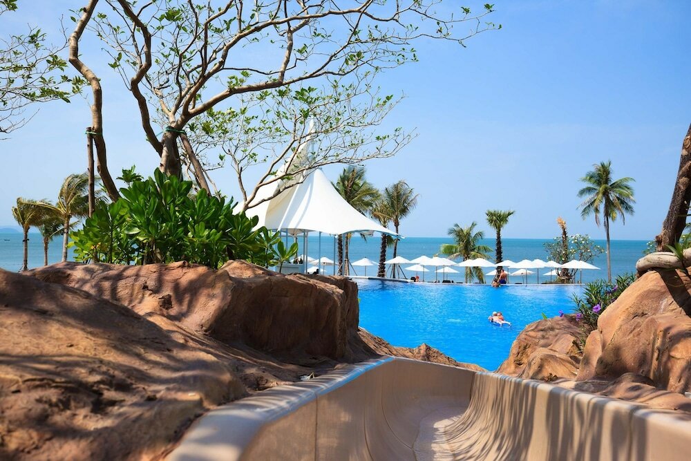 Фото Mövenpick Siam Na Jomtien Pattaya