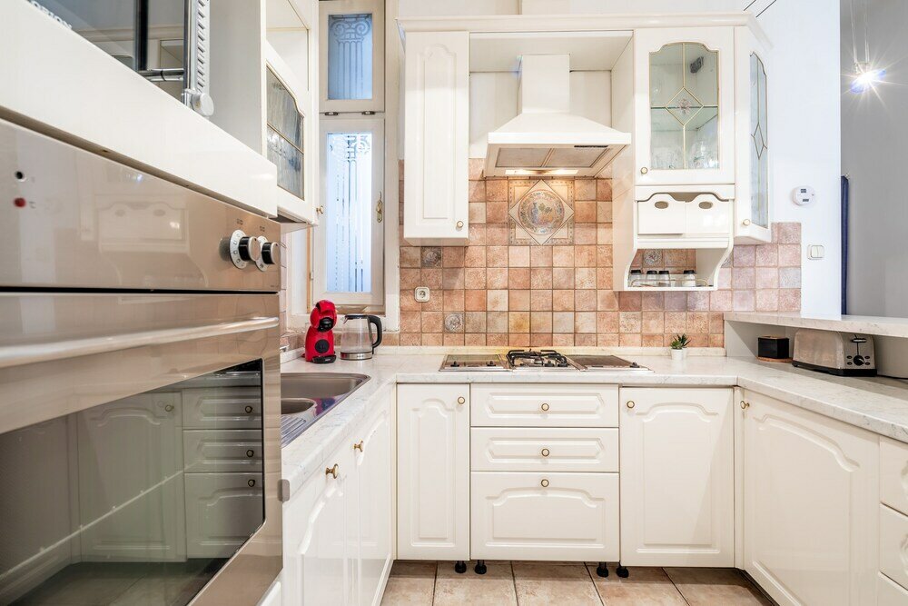 Фото Huge Apartment in the city center