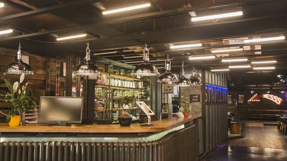 Фото 1n Student Hotel Camden - Students Only