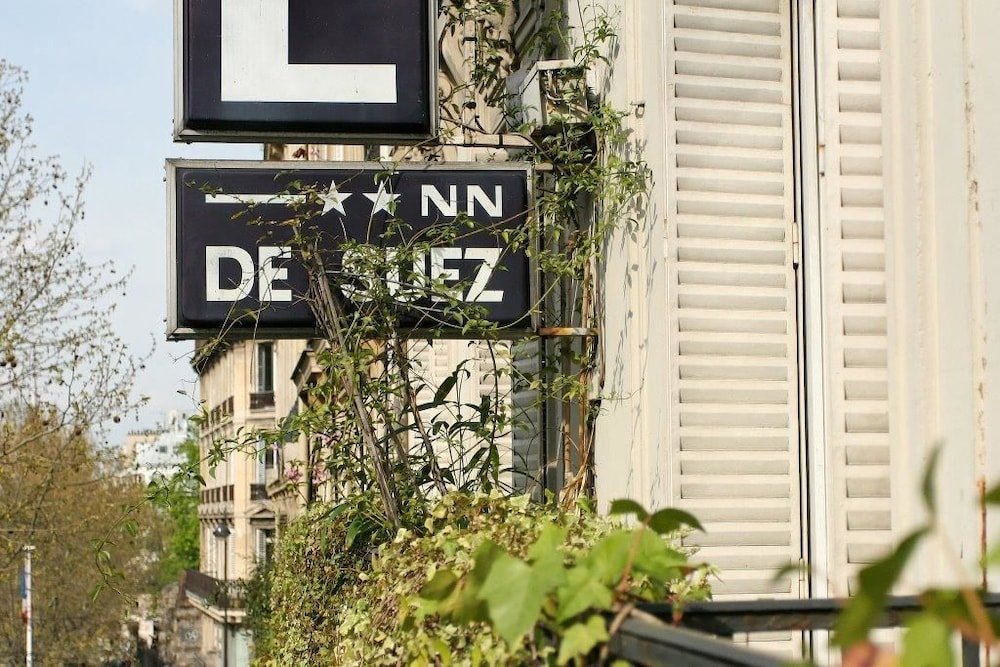 Фото Hotel De Suez