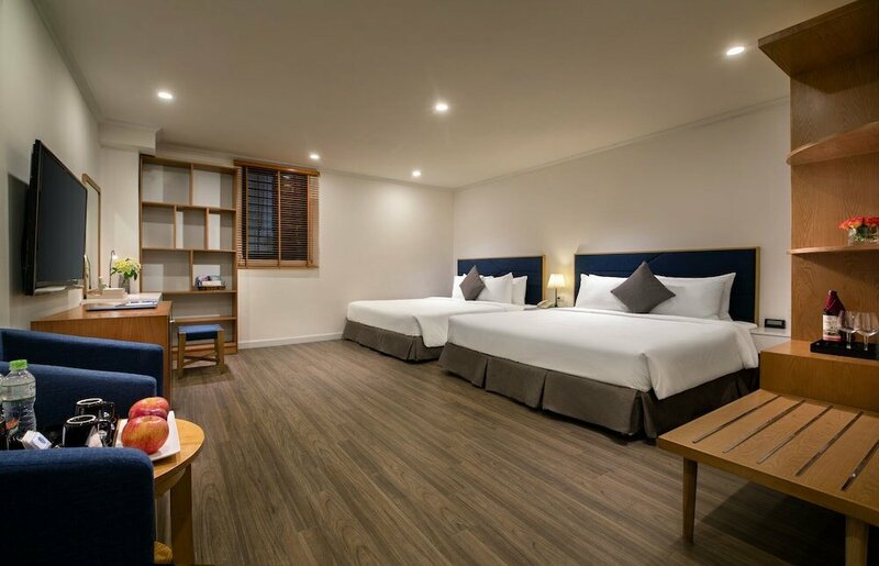 Хостел Hanoi Backpackers Hostel & Rooftop bar в Ханое