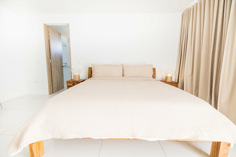 Фото Calabas 33-e