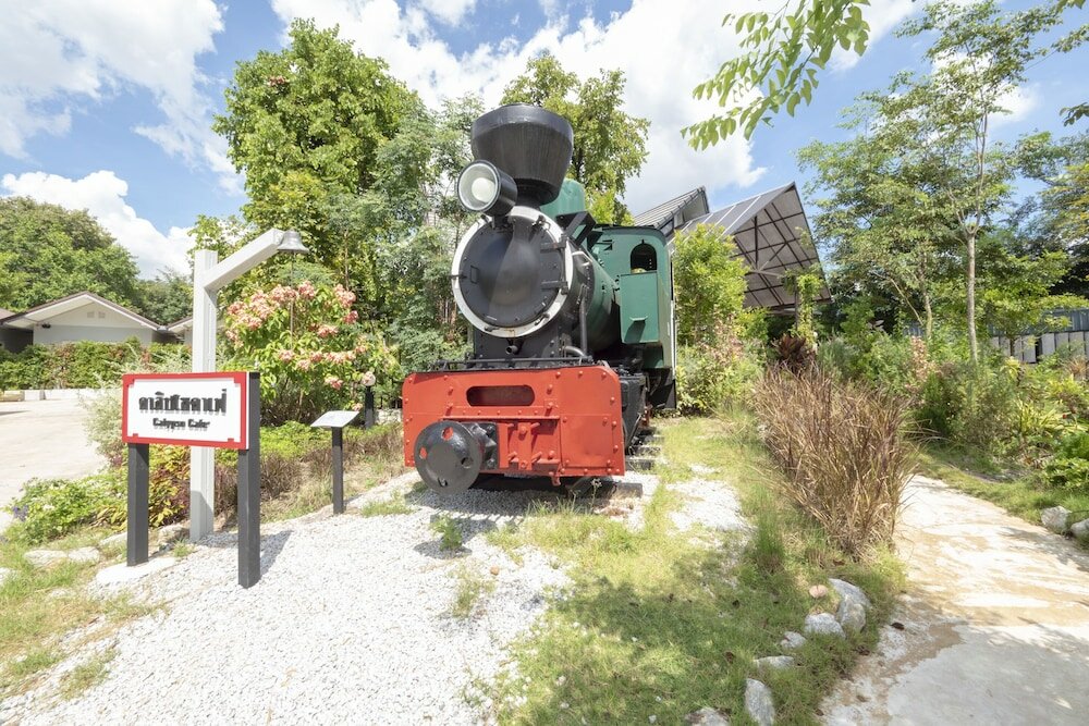 Фото Oyo 75378 Thawapee Resort