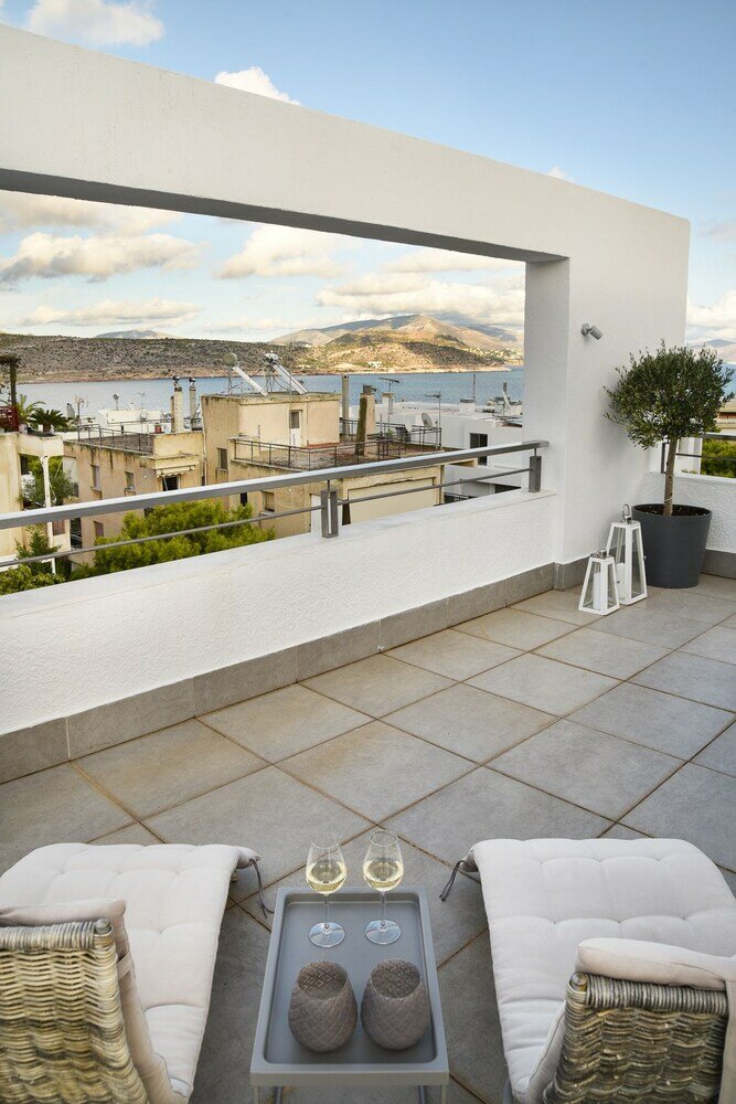 Фото The coolest loft & terrace Varkiza SV