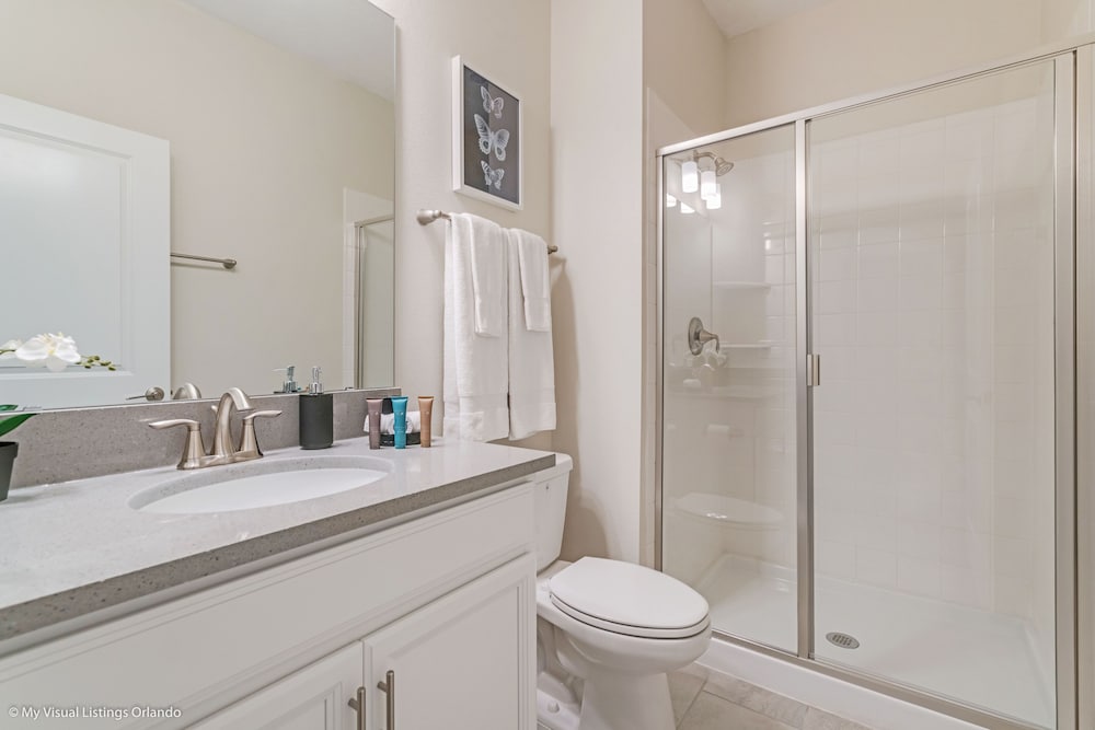 Фото Modern Townhome W/private Pool & Free Water Park!