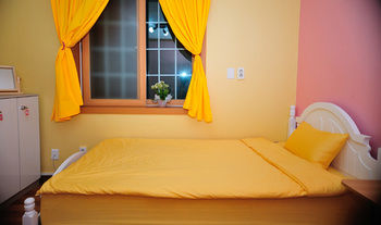 Фото Yeosu Inn Guesthouse