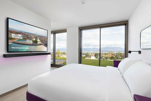 Гостиница Yotel Geneva Lake
